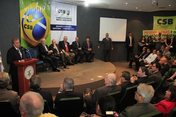 Ministro da Secretaria de Portos ressaltou o caráter essencial da união e organização dos trabalhadores em cerimônia da CSB.