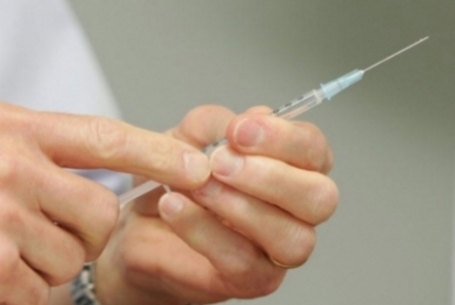 "Estamos reunindo toda documentação para enviar às agências reguladoras de vários países, inclusive a do Brasil, ainda no primeiro semestre", afirmou Sheila Homsani, do departamento médico da Sanofi.
